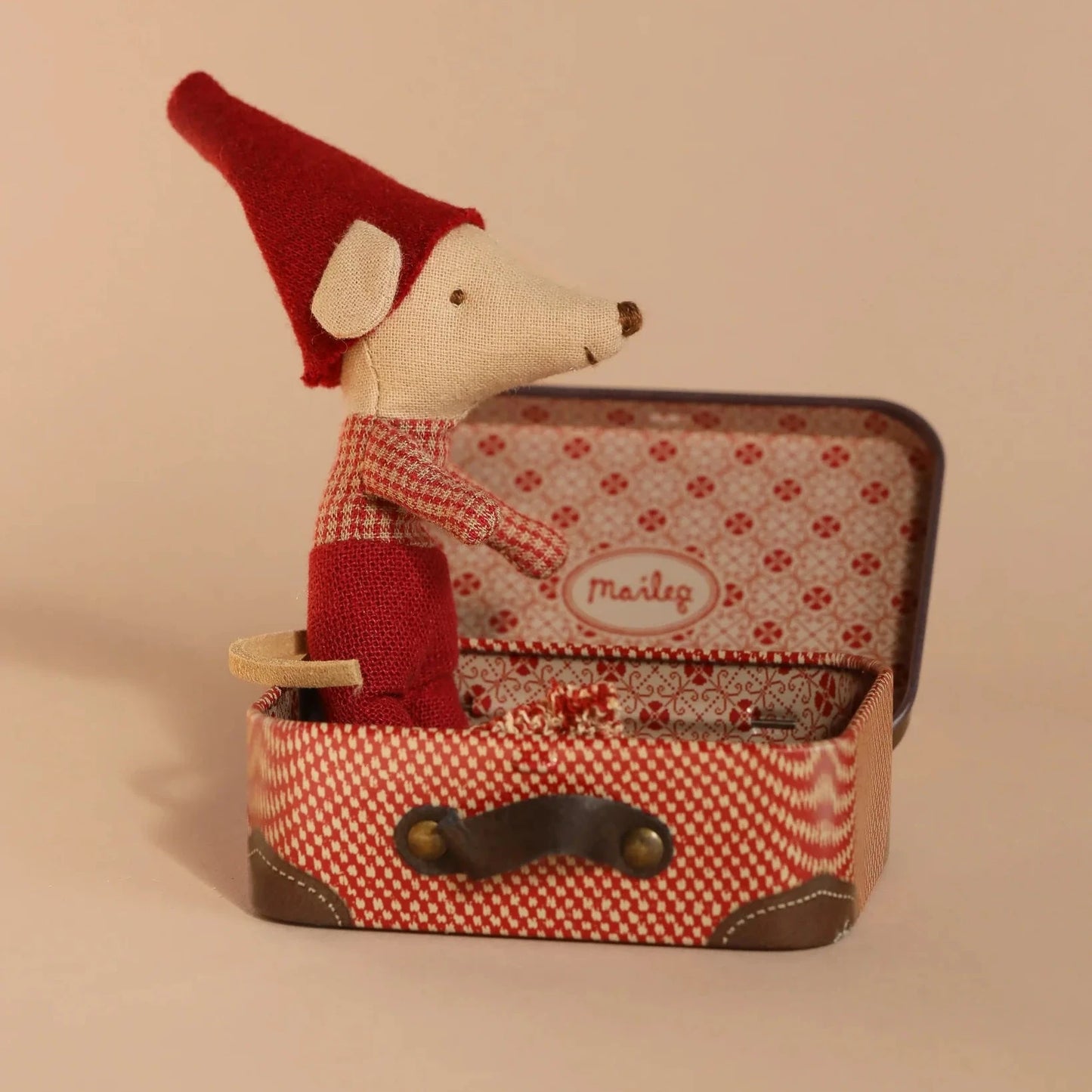 Christmas baby mouse in a suitcase