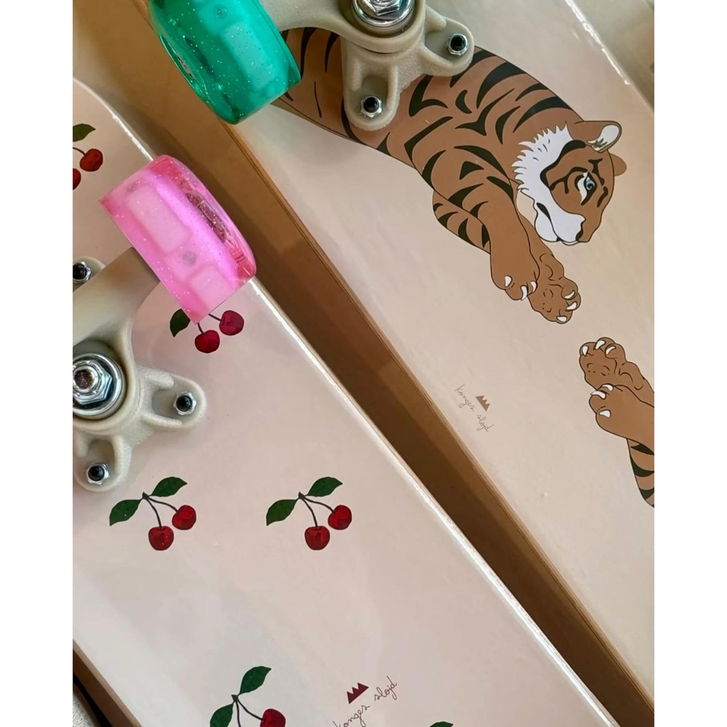 PRE-VENTA Skateboard - Cherry